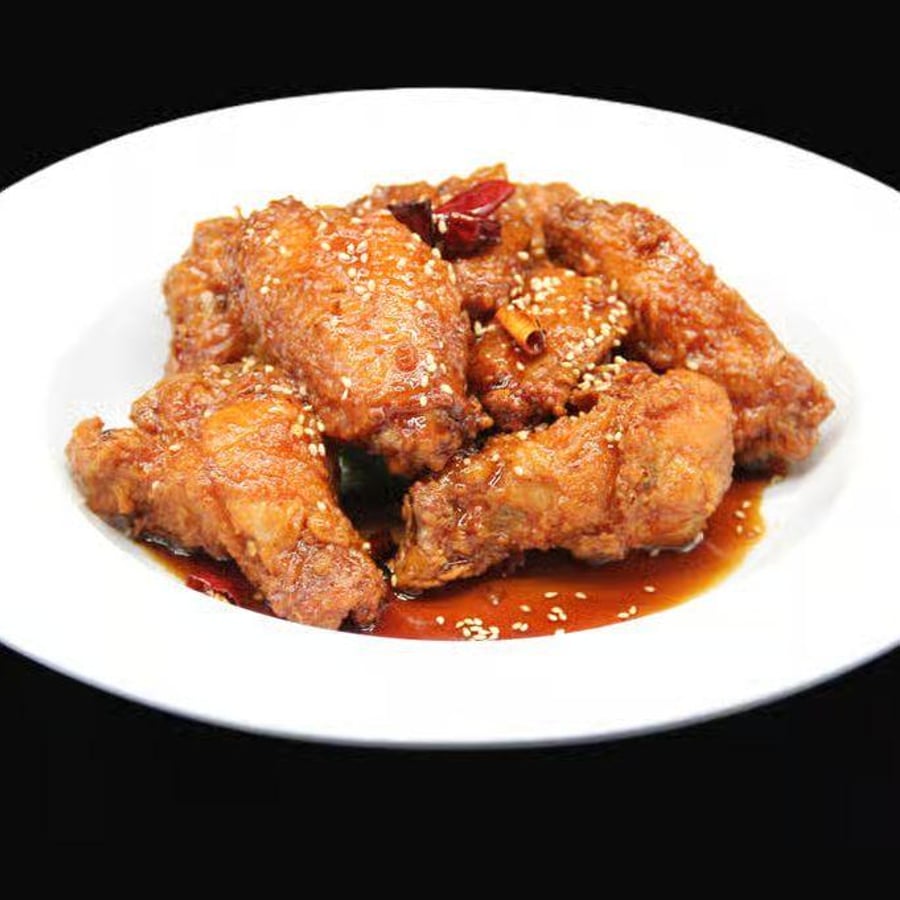 Classic Chicken Party Wings — Taibat Restaurant Artesia